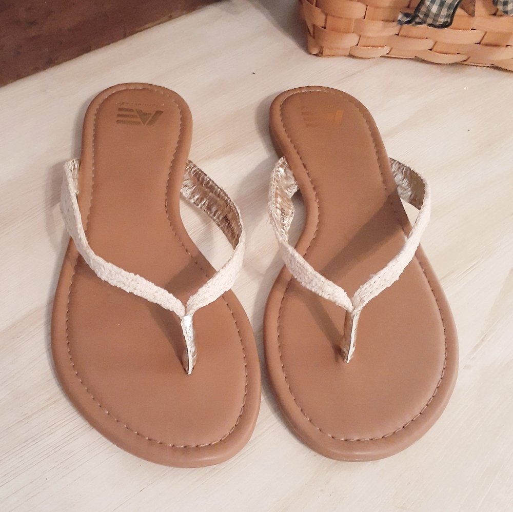 2 for $10 American Eagle, sandal, new, sz.10, lace - Picture 4 of 9